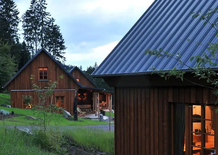 Bergdorf Liebesgruen